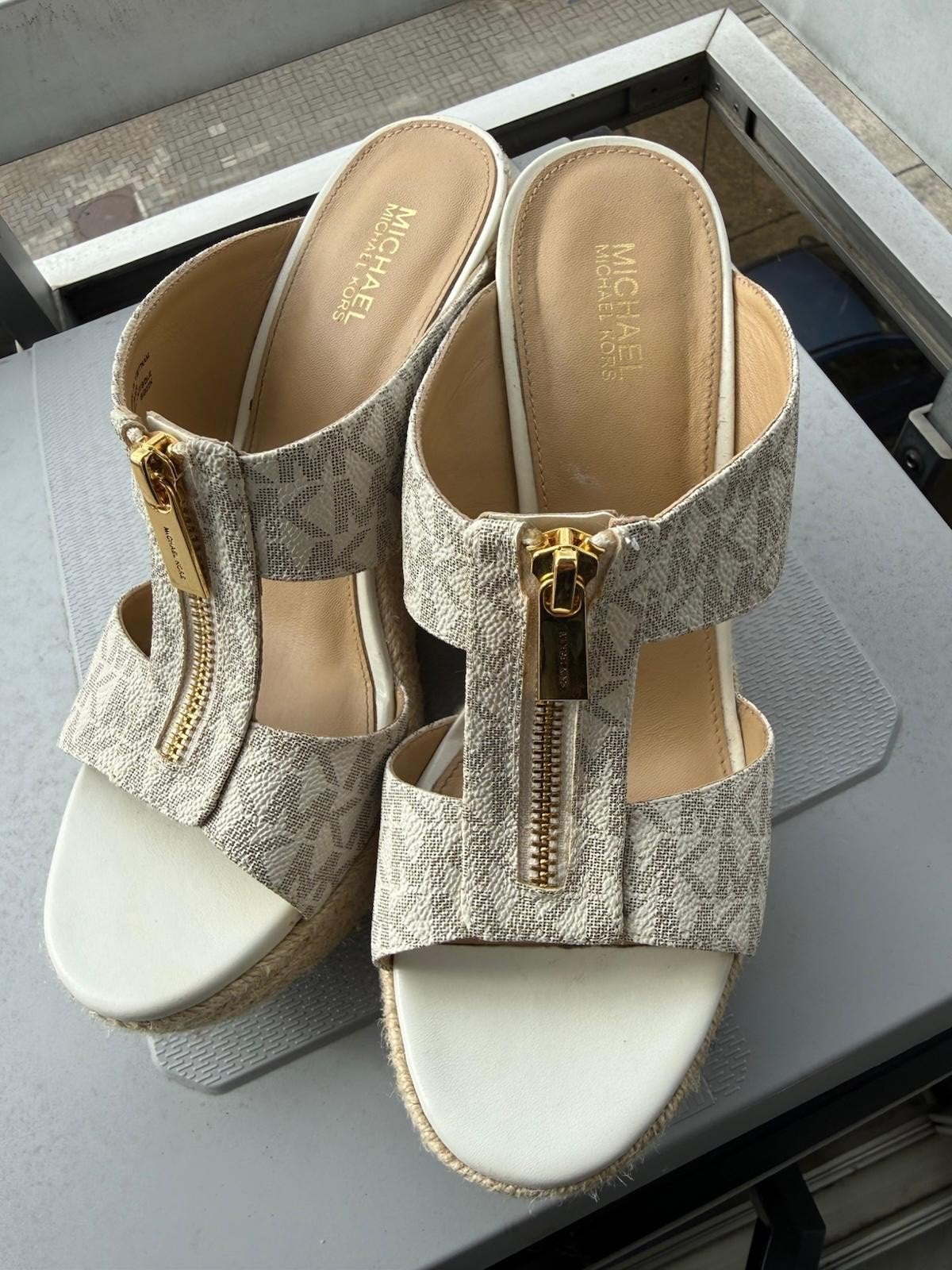 Michael kors Bradley leren muiltjes beige maat 37, Ophalen, Beige