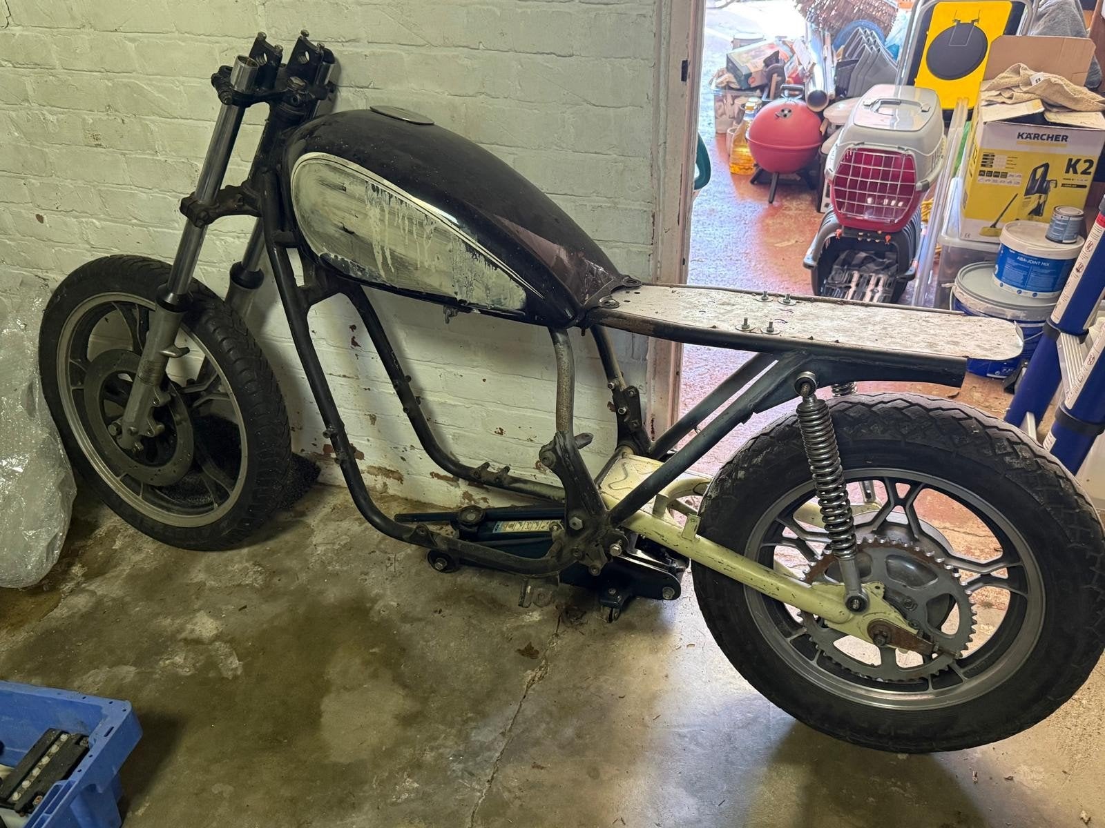 Suzuki GS550L - "Cafe Racer" project, Motoren, 4 cilinders, Particulier, 549 cc