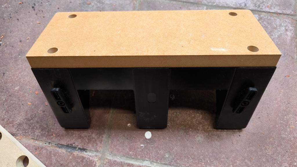 Shaper origin workstation shelves