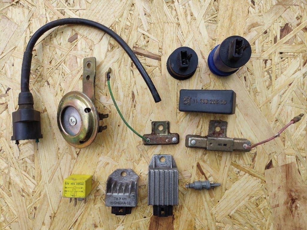 elektrische onderdelen voor peugeot scooters., Vélos & Vélomoteurs, Pièces de cyclomoteur | Général, Comme neuf, Autres types