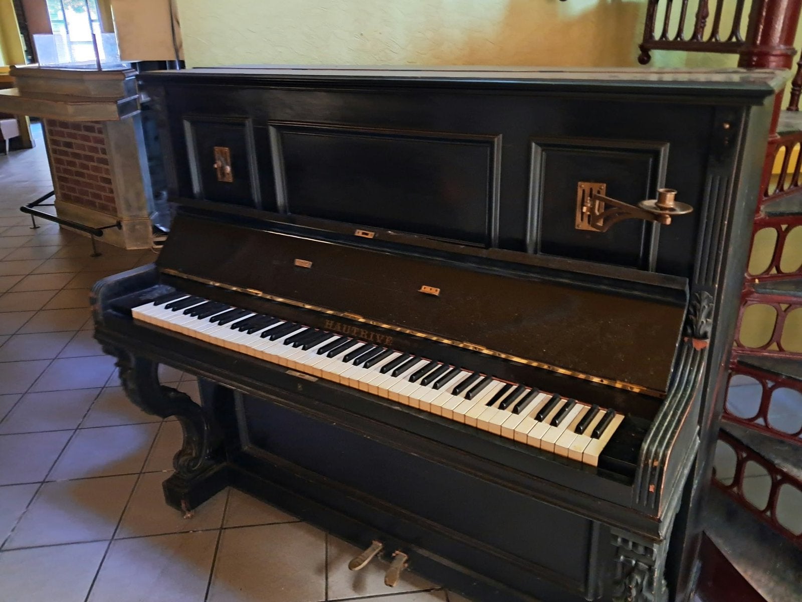 Oude piano, Muziek en Instrumenten, Ophalen, Zo goed als nieuw, Piano
