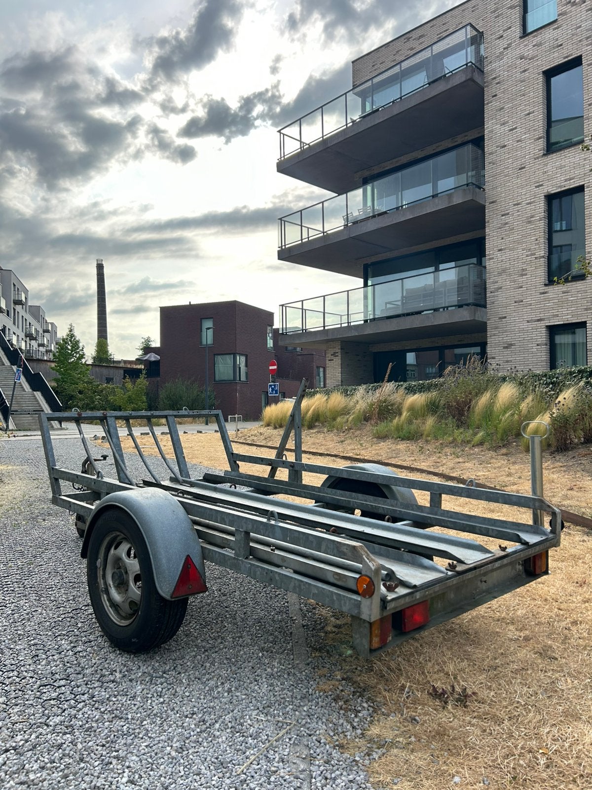 Motor aanhangwagen, Enlèvement, Comme neuf