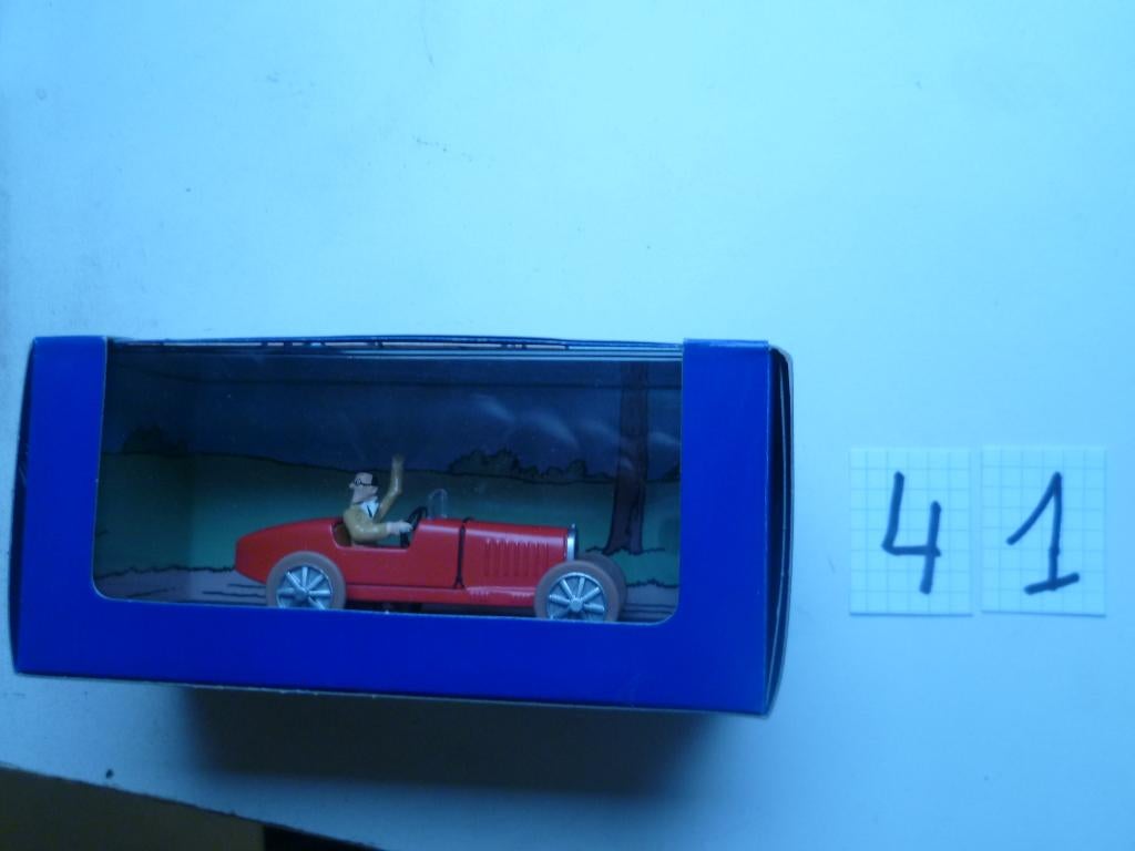 7 voitures tintin + 1 avec caravane et 1 avec dépaneuse, Ophalen of Verzenden, Kuifje, Nieuw