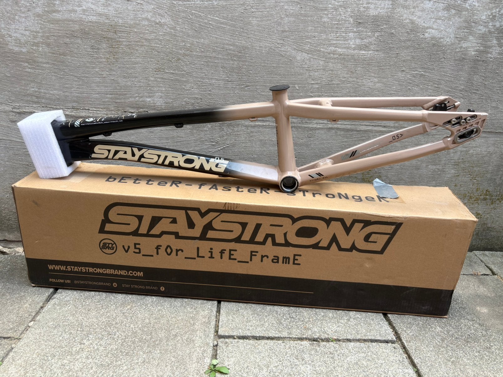 Staystrong V5 bmx frame, Vélos & Vélomoteurs, Enlèvement, Comme neuf