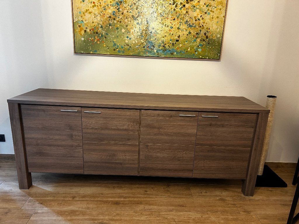 Table brune élégante et buffet en bois, Maison & Meubles, Avec porte(s), Strak bruine houtlook, Comme neuf, Enlèvement