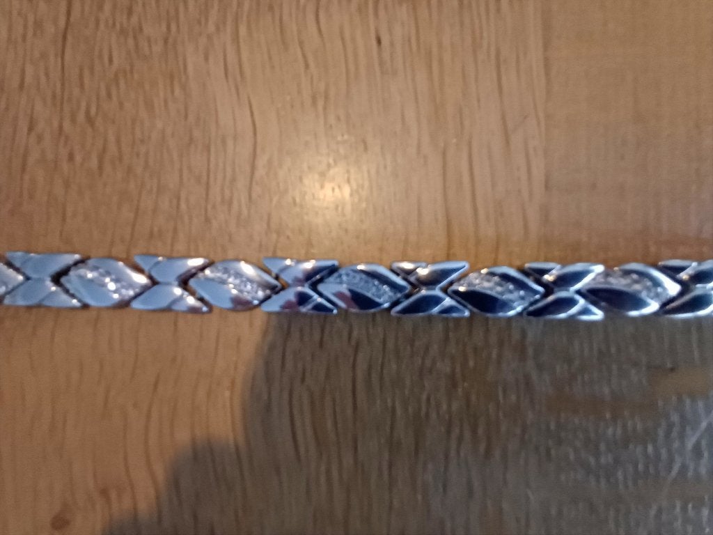 Superbe bracelet avec strass et aimants, Bijoux, Sacs & Beauté, Neuf, Enlèvement ou Envoi, Argent, Avec strass