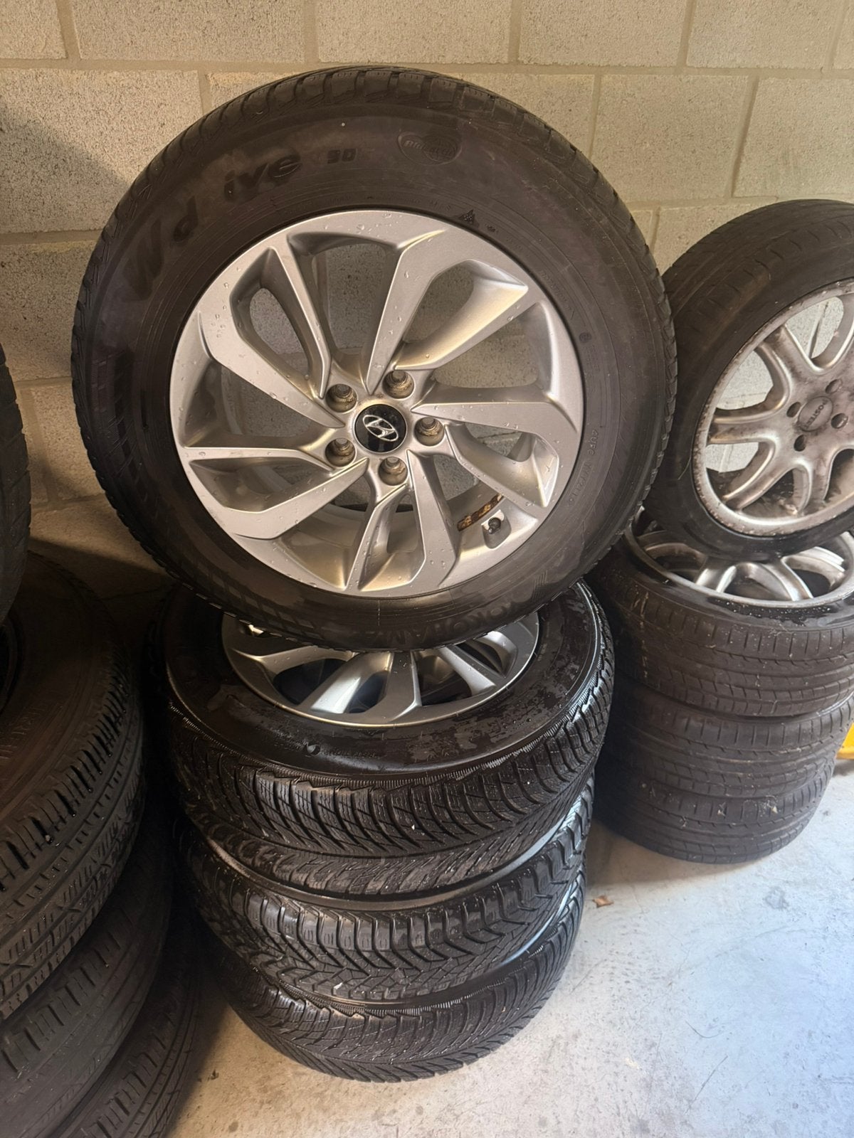 Hyundai velgenset️, Auto-onderdelen, Banden en Velgen, Ophalen, 14 inch, Winterbanden, Band(en)