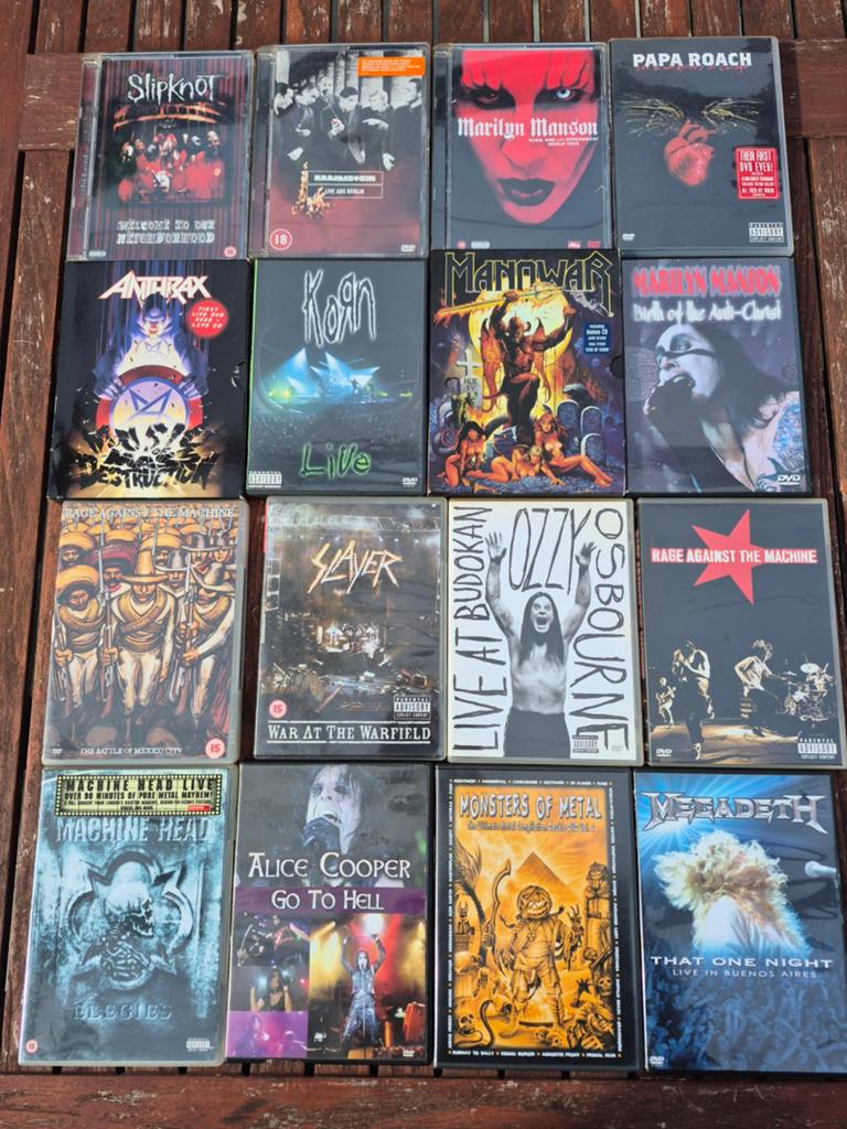 16 DVD de heavy metal, Enlèvement