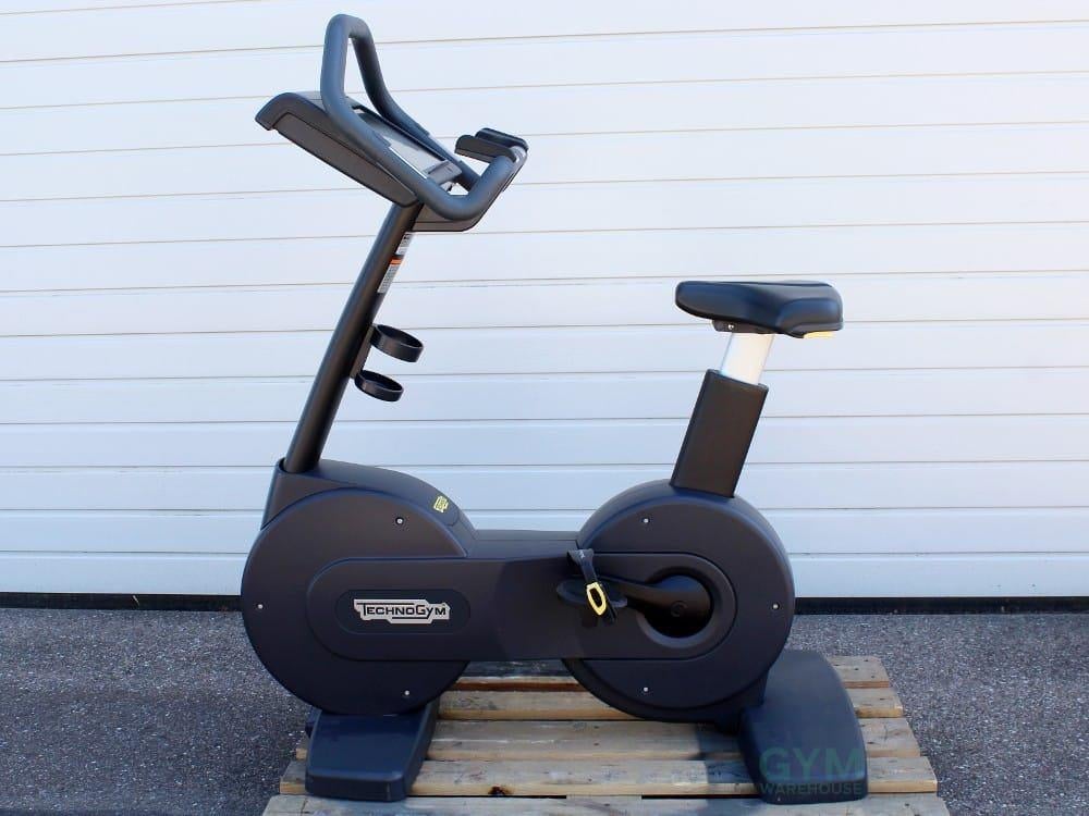 Technogym New Bike Excite+ Unity 3 Live Display, Sport en Fitness, Ophalen, Gebruikt, Benen, Overige typen