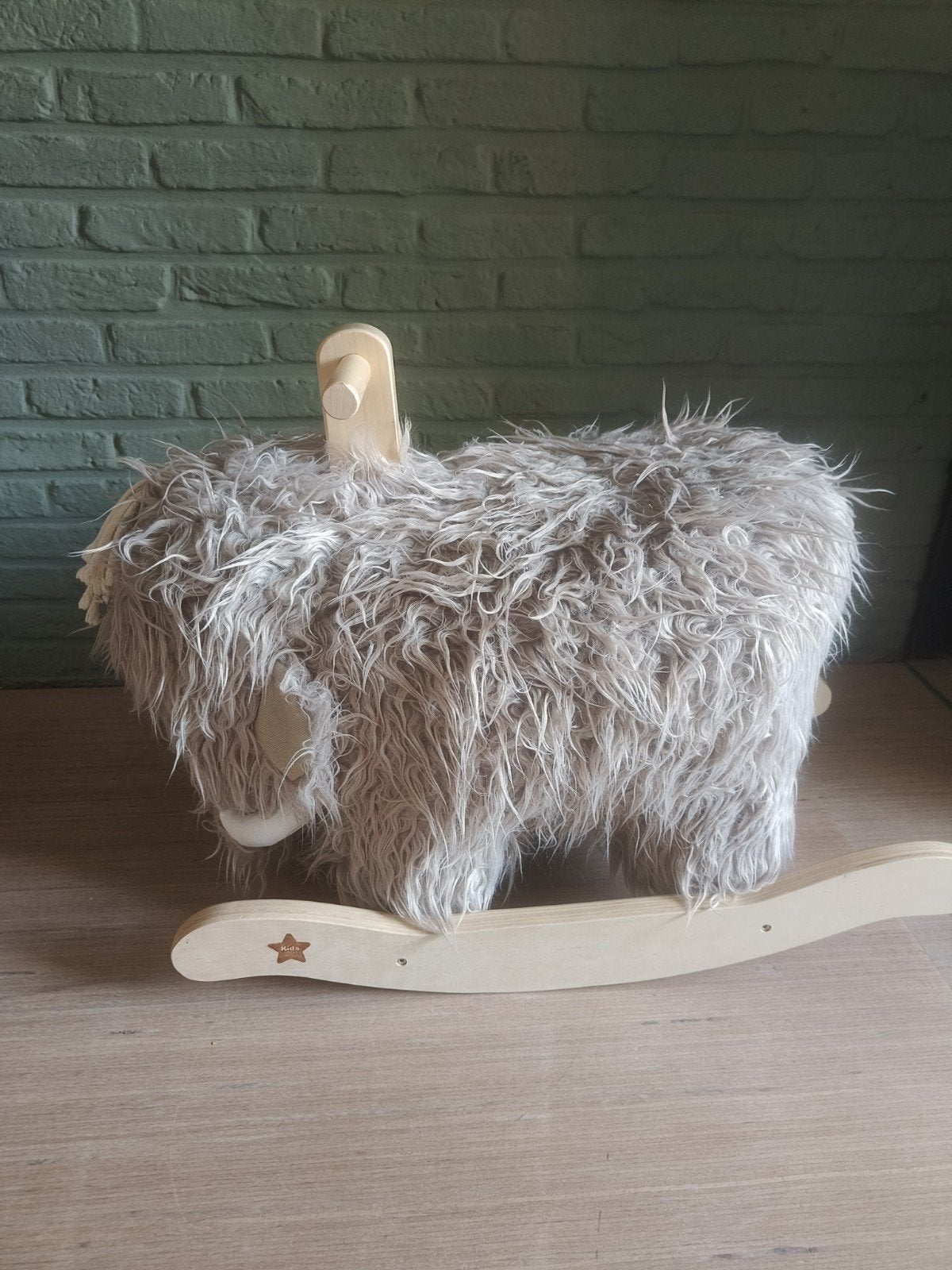 Mammut schommelpaard kids concept, Enfants & Bébés, Jouets | Jouets a bascule, Enlèvement