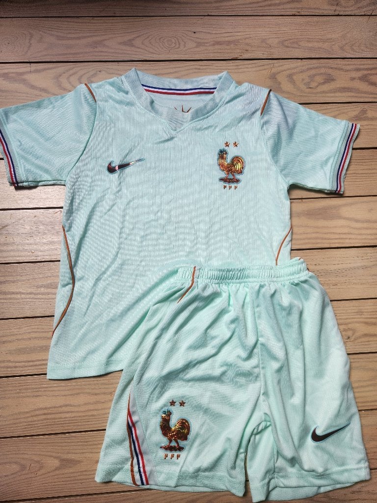 Kit enfant maillot et short France coupe du monde 2026, Enlèvement ou Envoi, Comme neuf, Maillot