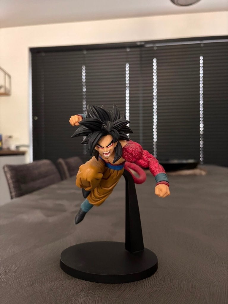 Dragon ball z super saiyon goku 4 figuur, Ophalen, Zo goed als nieuw