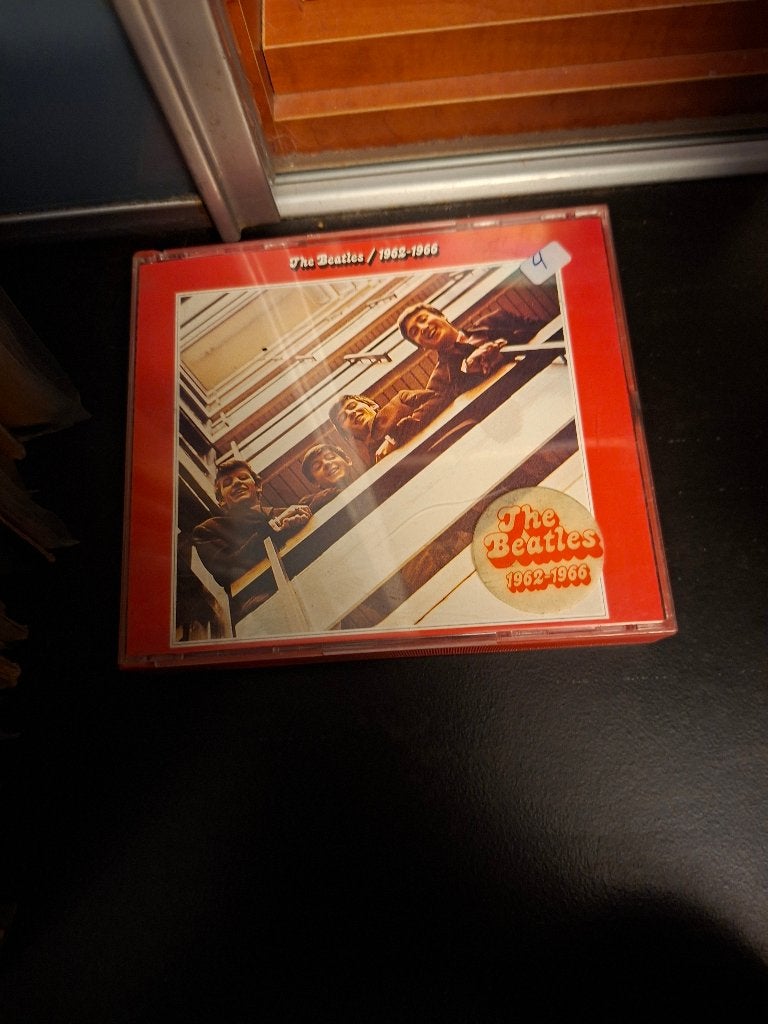 cd - the beatles - 1962-1966 - 2cd, Cd's en Dvd's, Gebruikt, Pop, Ophalen of Verzenden, Inclusief boekje