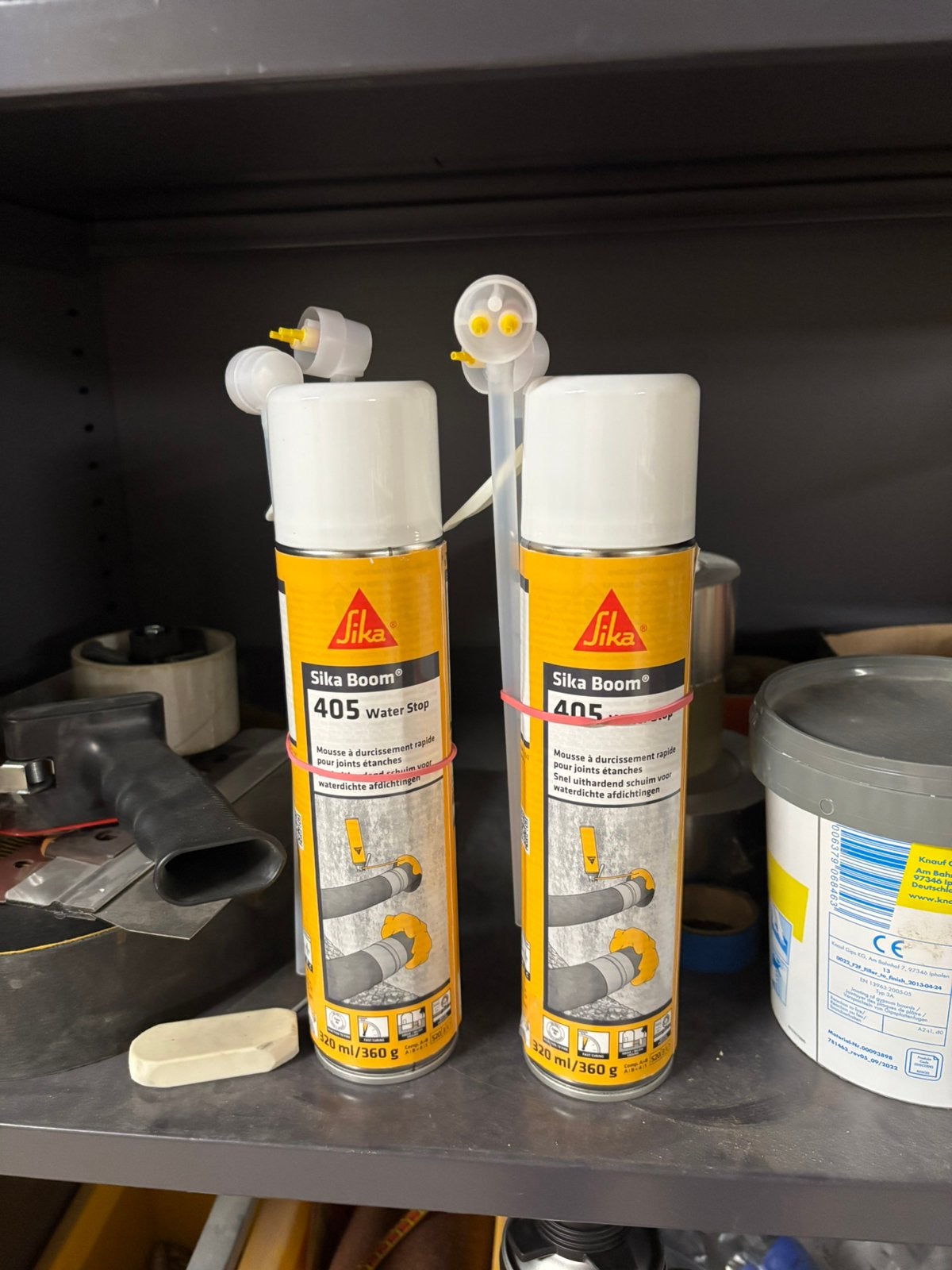 Sika boom 405 - 2 bussen afdichtingsschuim, Doe-het-zelf en Bouw, Ophalen, Nieuw, Overige materialen