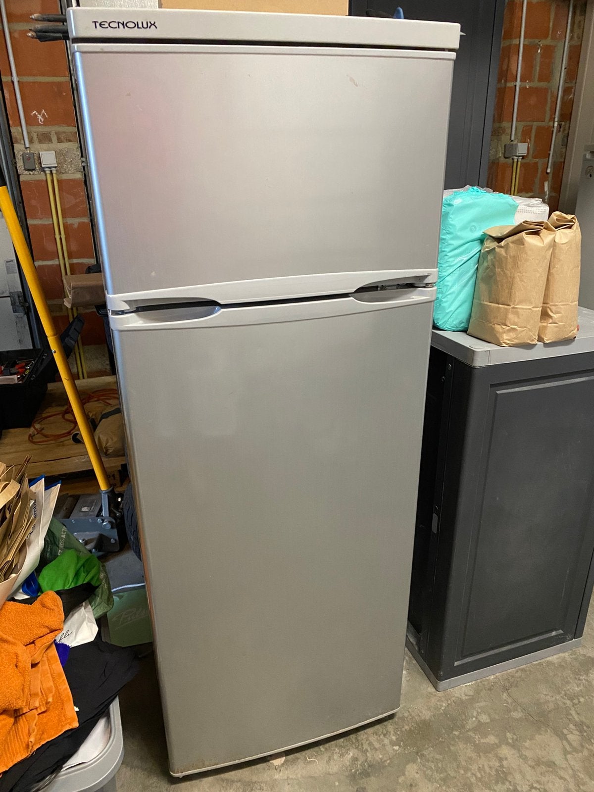 Frigo congélateur Tecnolux, 120 à 140 cm, Avec compartiment congélateur, Enlèvement, Utilisé