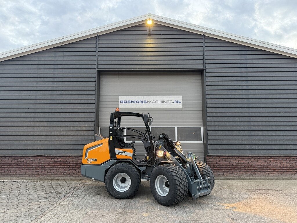 Giant G3500 X-TRA shovel NIEUW, Tobroco, Info@tobroco.nl, Sprendlingenstraat 57
5061 KM  Oisterwijk, Chargeuse sur pneus ou Chouleur