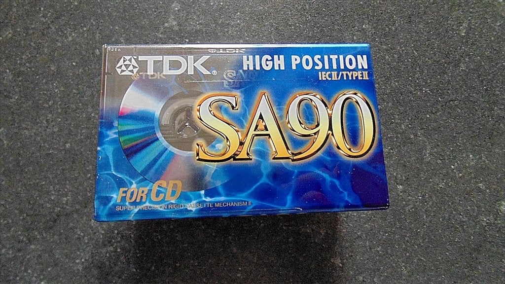 TDK  SA 90 (4 stuks!) Nieuw in Blister., 2 t/m 25 bandjes, Ophalen of Verzenden, Origineel, Met bewaardoos, rek of koffer