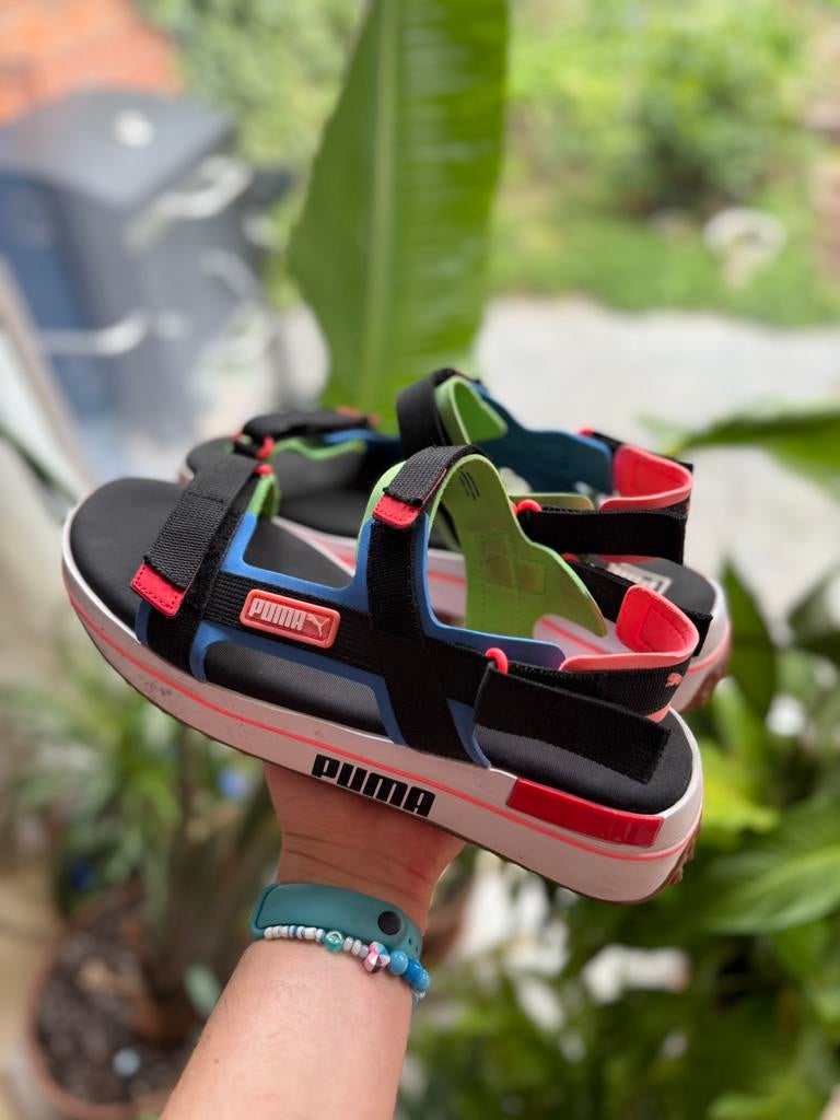 Sandales Puma 43, Vêtements | Hommes, Chaussures, Enlèvement ou Envoi, Autres couleurs, Comme neuf, Sandales