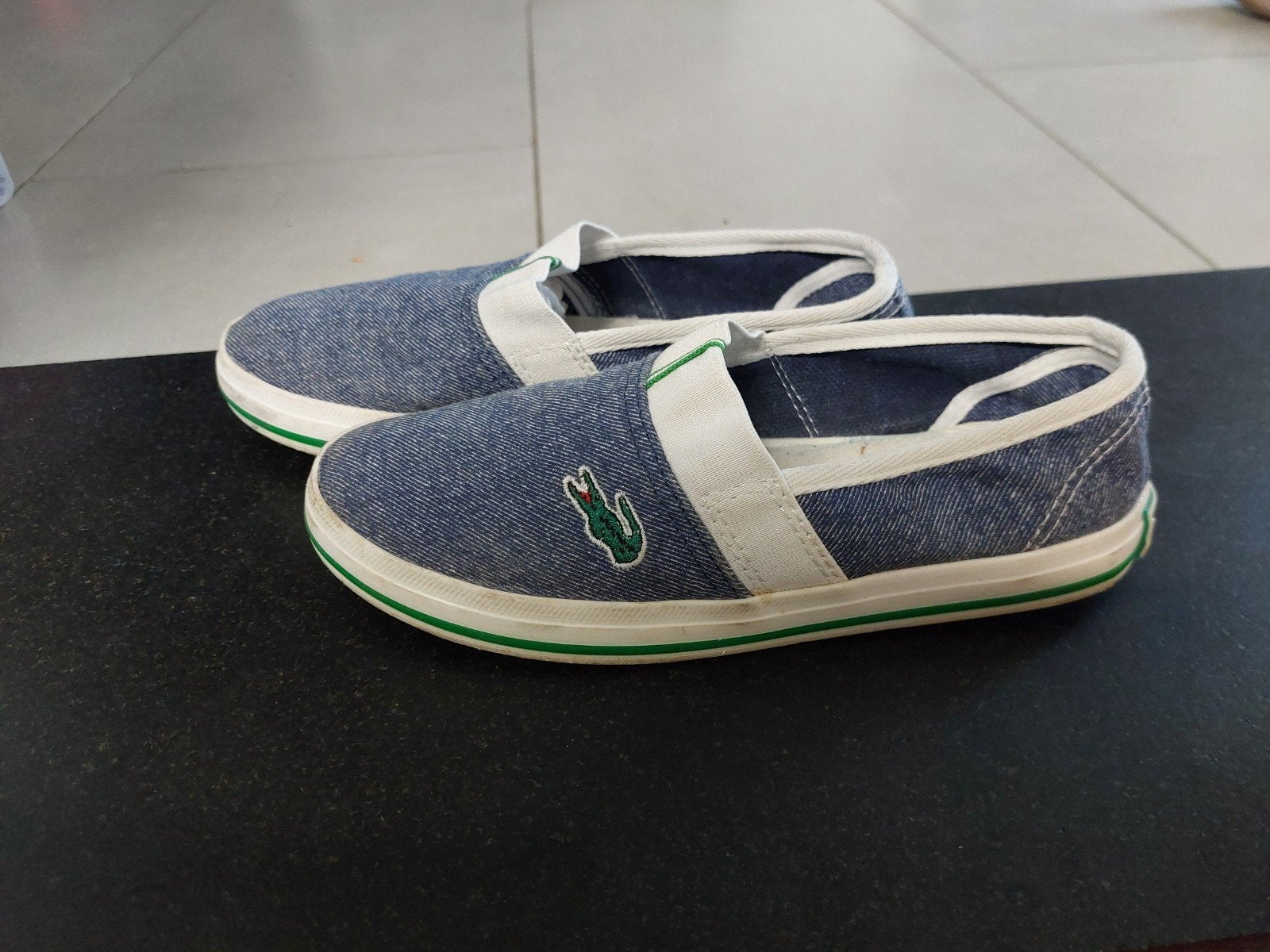 Lacoste kinder schoenen Maat 33, Ophalen, Schoenen