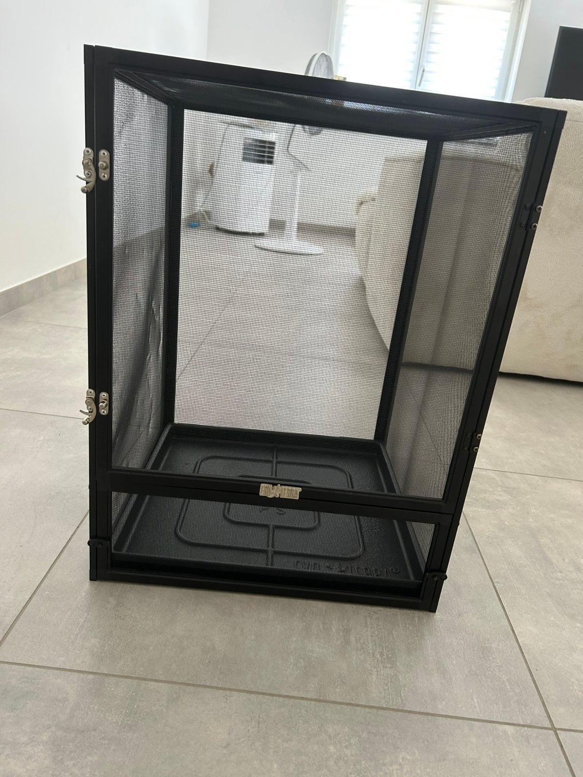 Terrarium grillagé et accessoires a vendre, Animaux & Accessoires, Enlèvement, Comme neuf