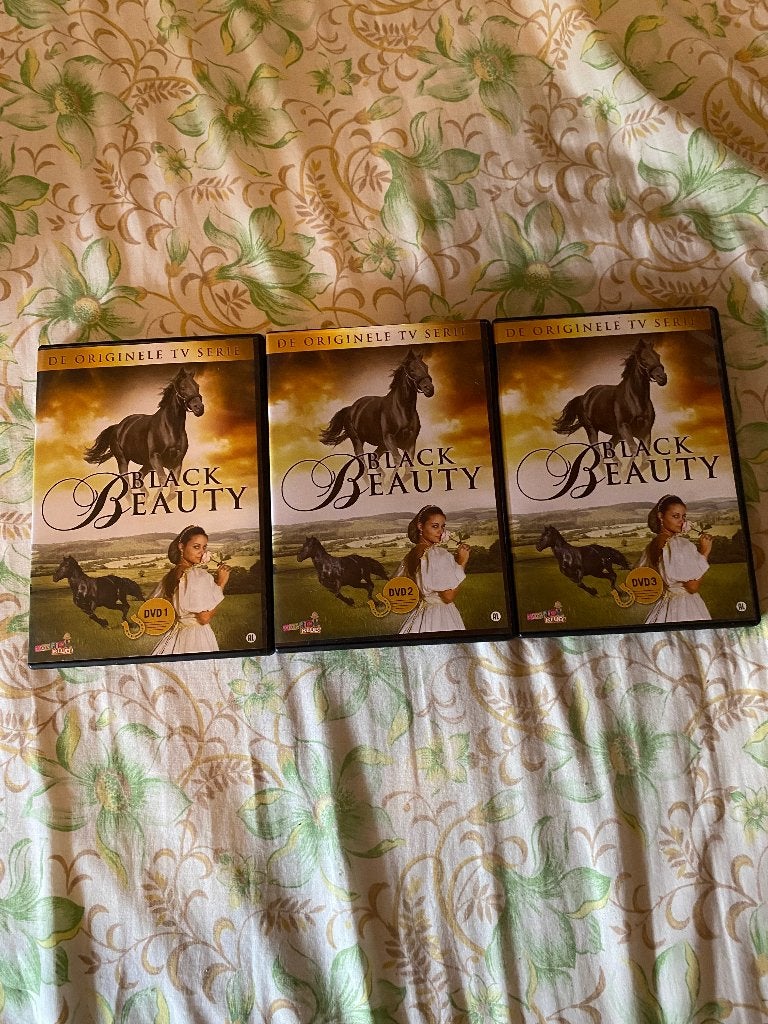 3 dvd’s van Black Beauty, Ophalen, Nederlands, Vanaf 9 jaar, Zo goed als nieuw