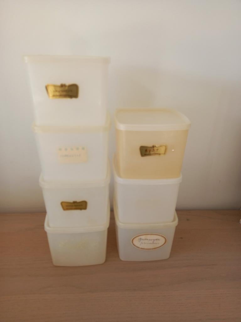 Vintage tupperware, Ophalen