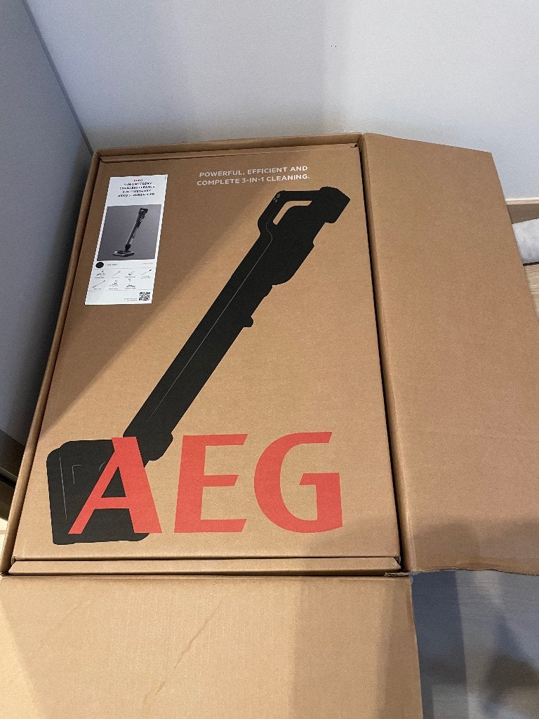 AEG 3-in-1 wet&dry cleaner - NIEUW en ONGEOPEND, Elektronische apparatuur, Stofzuigers, Ophalen, Nieuw, Dweilfunctie, Minder dan 1200 watt