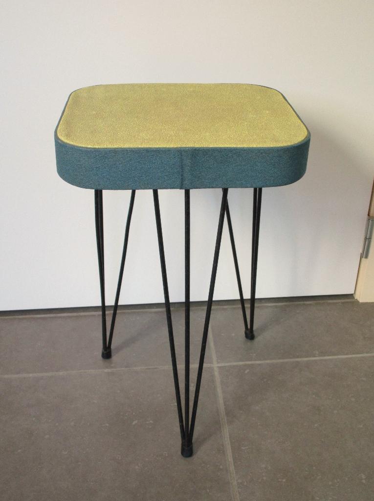 Tabouret tripode vintage des années 50, Enlèvement ou Envoi, Maison et Meubles