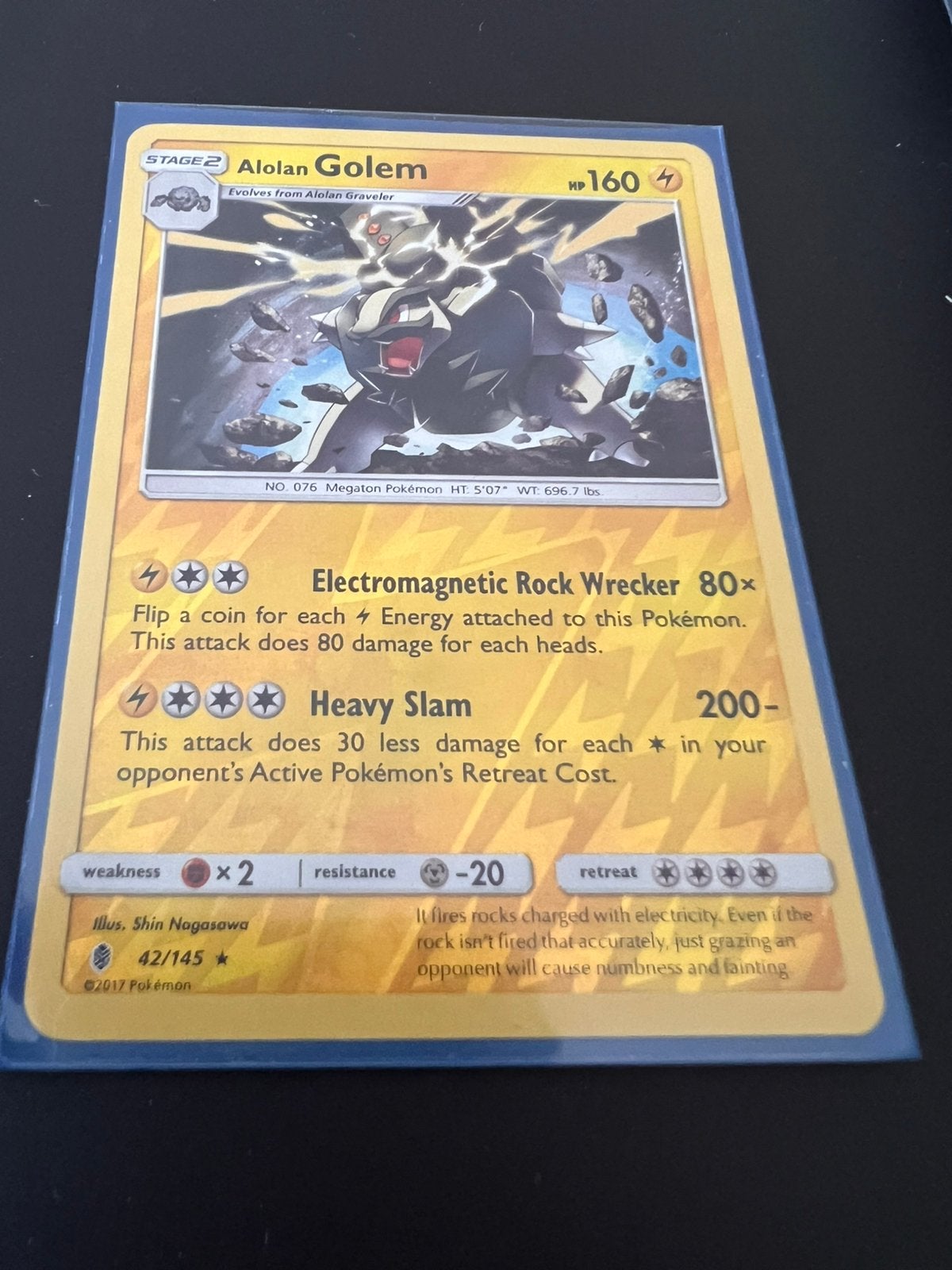 Alolan golem 42/145, Hobby en Vrije tijd, Ophalen of Verzenden, Zo goed als nieuw