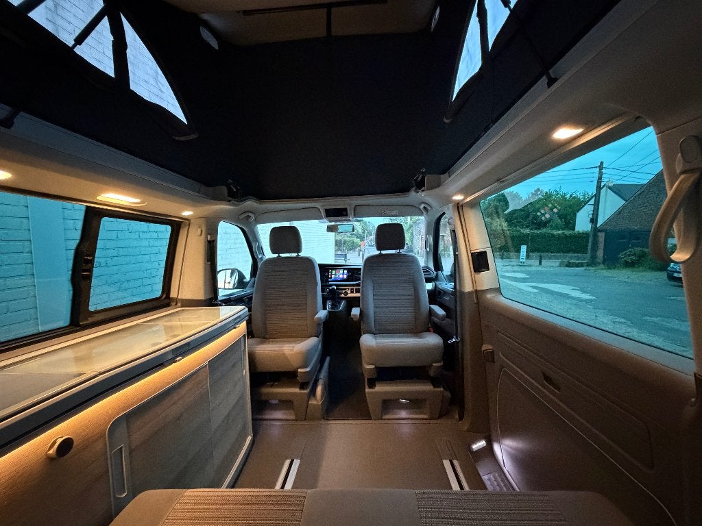 Volkswagen T6.1 California 2.0 TDI 150 DSG LED GARANTIE 12M., Jusqu'à 4, Siège standard, Volkswagen, Réfrigérateur
