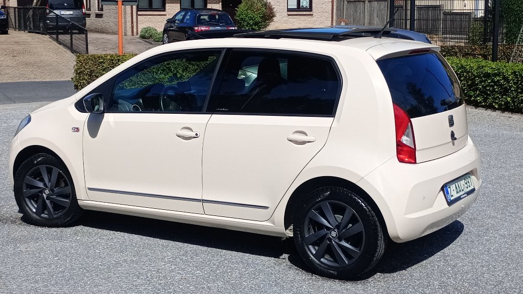 Seat Mii. Full option! Nieuwstaat..., Auto's, Seat, Voorwielaandrijving, Dealer onderhouden, USB, Beige