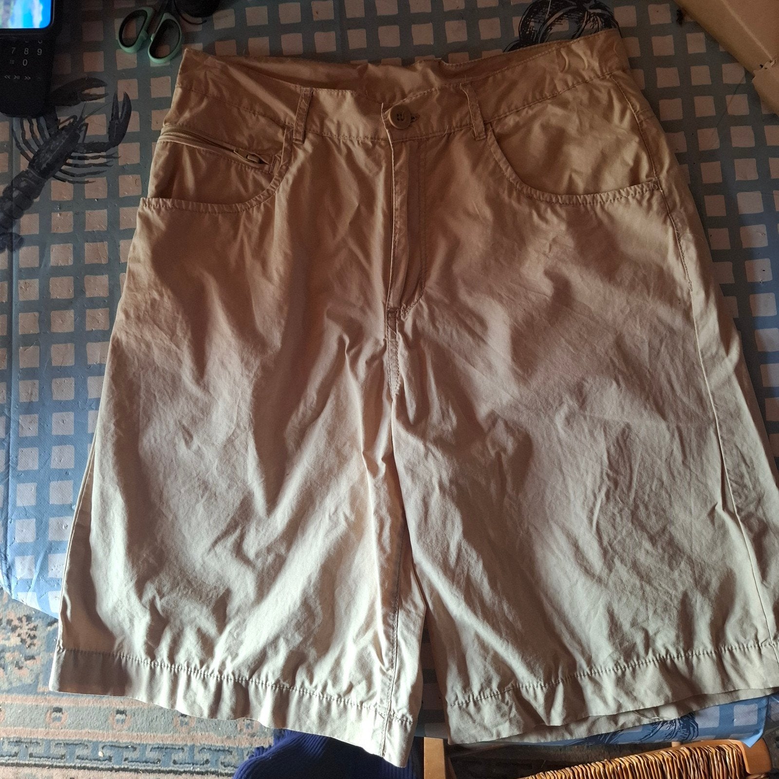 bermudas femme, Pas de marque, Enlèvement ou Envoi, Autres couleurs, Porté