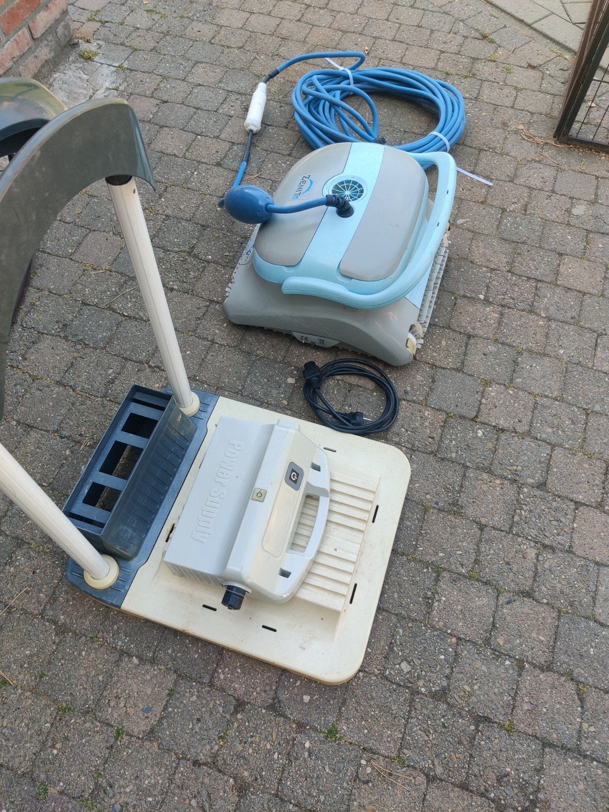 Zenit zwembad stofzuiger, Tuin en Terras, Ophalen