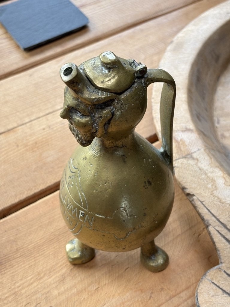 Superbe aquamanile datée 1575 Déus et Lumen Bel exemplaire, Enlèvement, Utilisé, Ustensile
