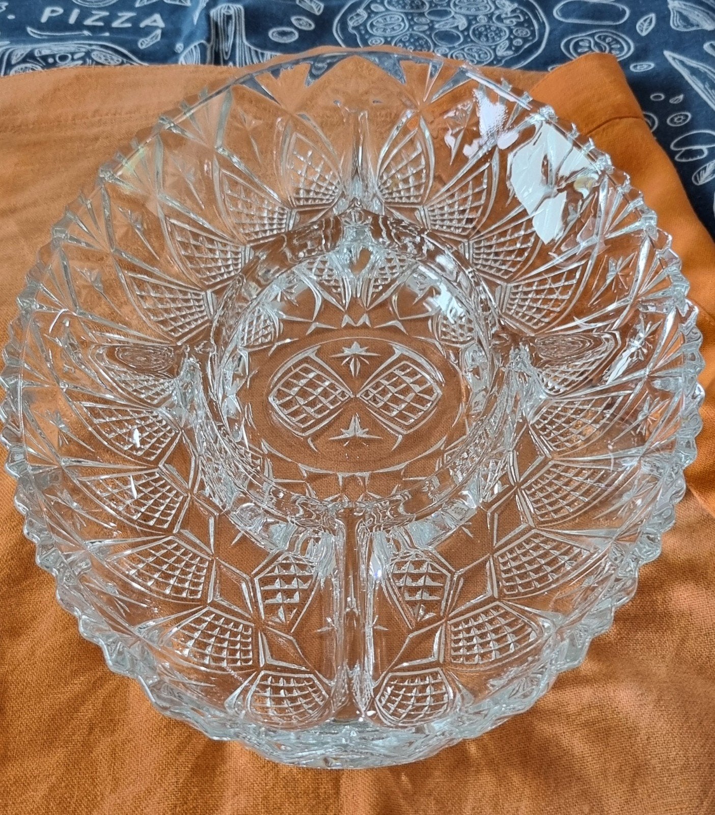 Assiette d'apéritifs, Enlèvement