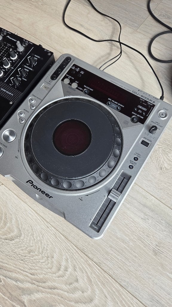 Set Pioneer djm 250mk2 et 2 cdj 800mk2, Enlèvement, Comme neuf, DJ-Set, Pioneer