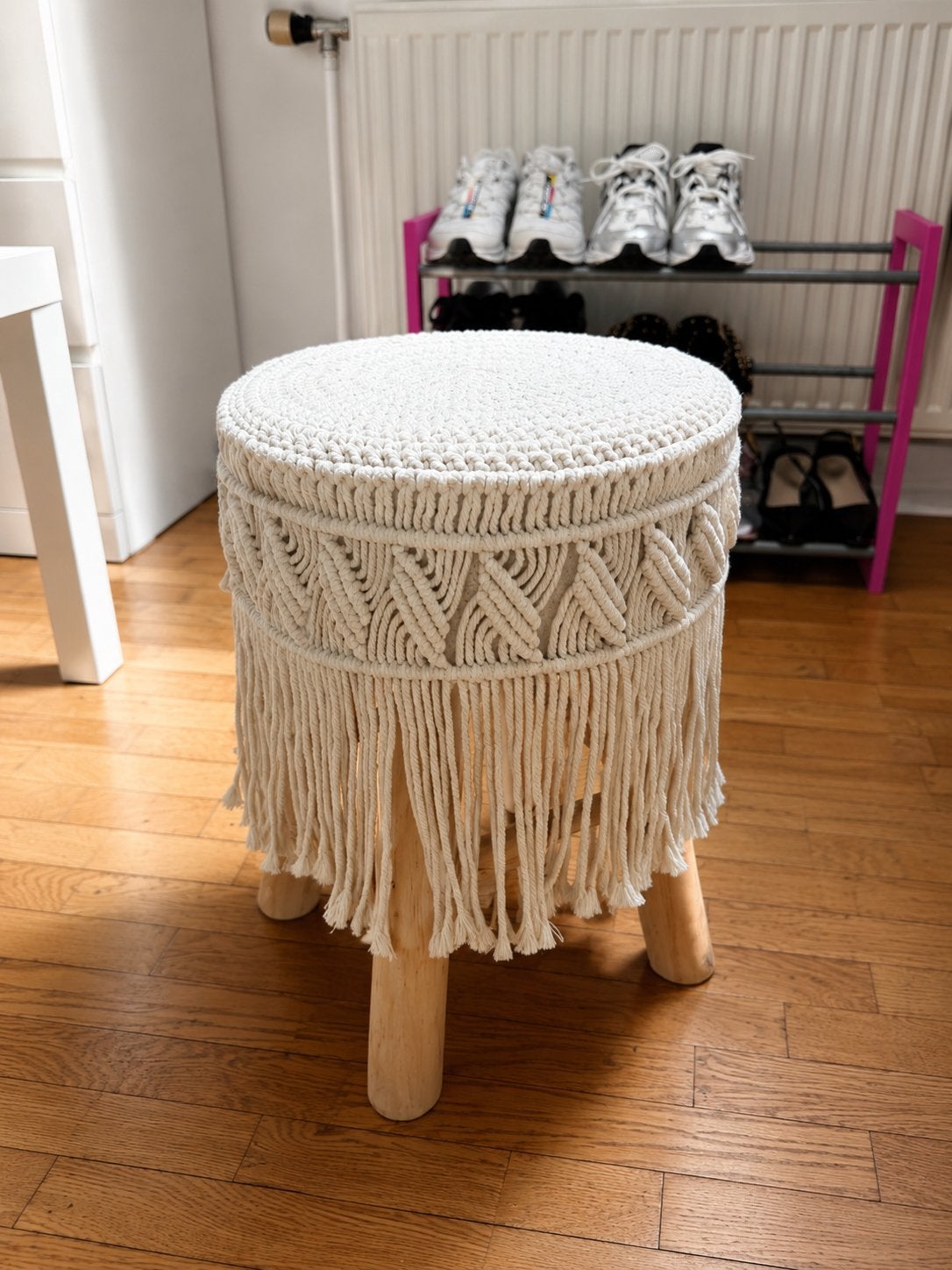 Tabouret à franges, Ophalen, Zo goed als nieuw