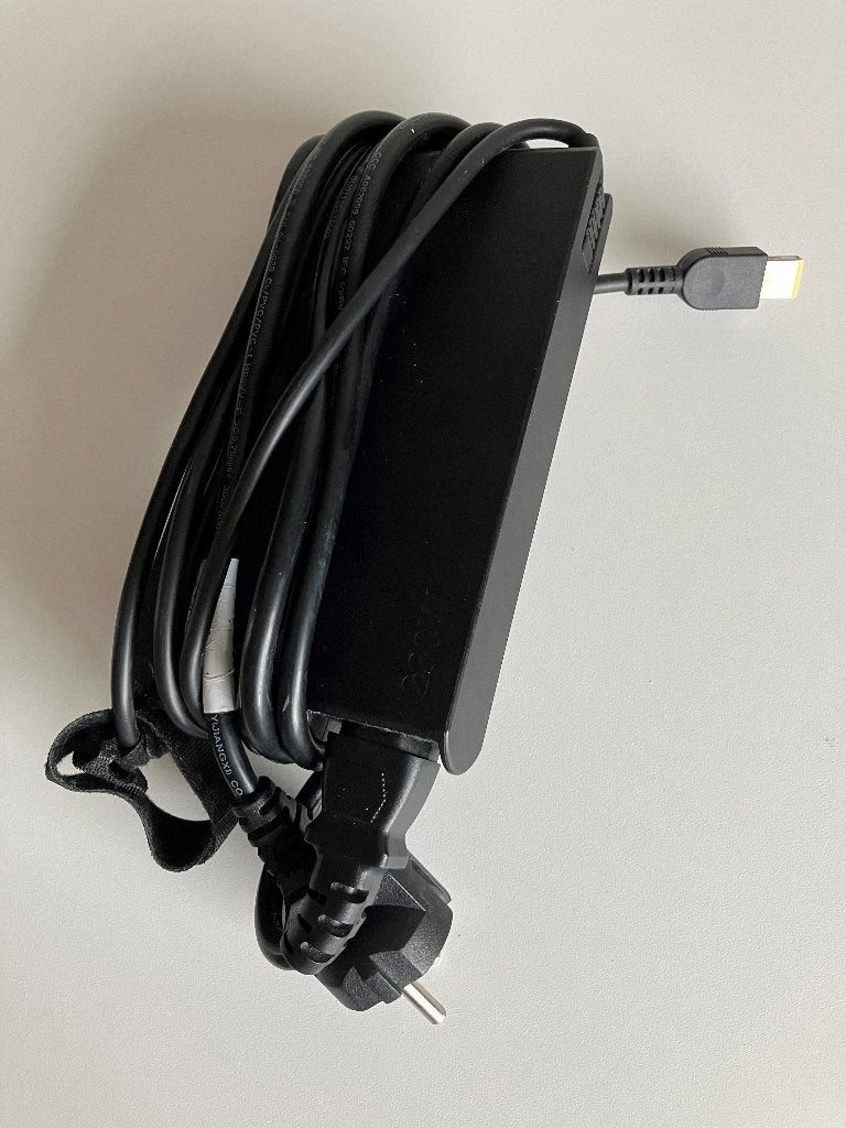Lenovo laptoplader 230W, Computers en Software, Laptop-opladers, Ophalen of Verzenden, Zo goed als nieuw, Lenovo