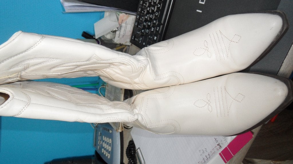av botte blanche, Vêtements | Femmes, Enlèvement, Comme neuf, Blanc