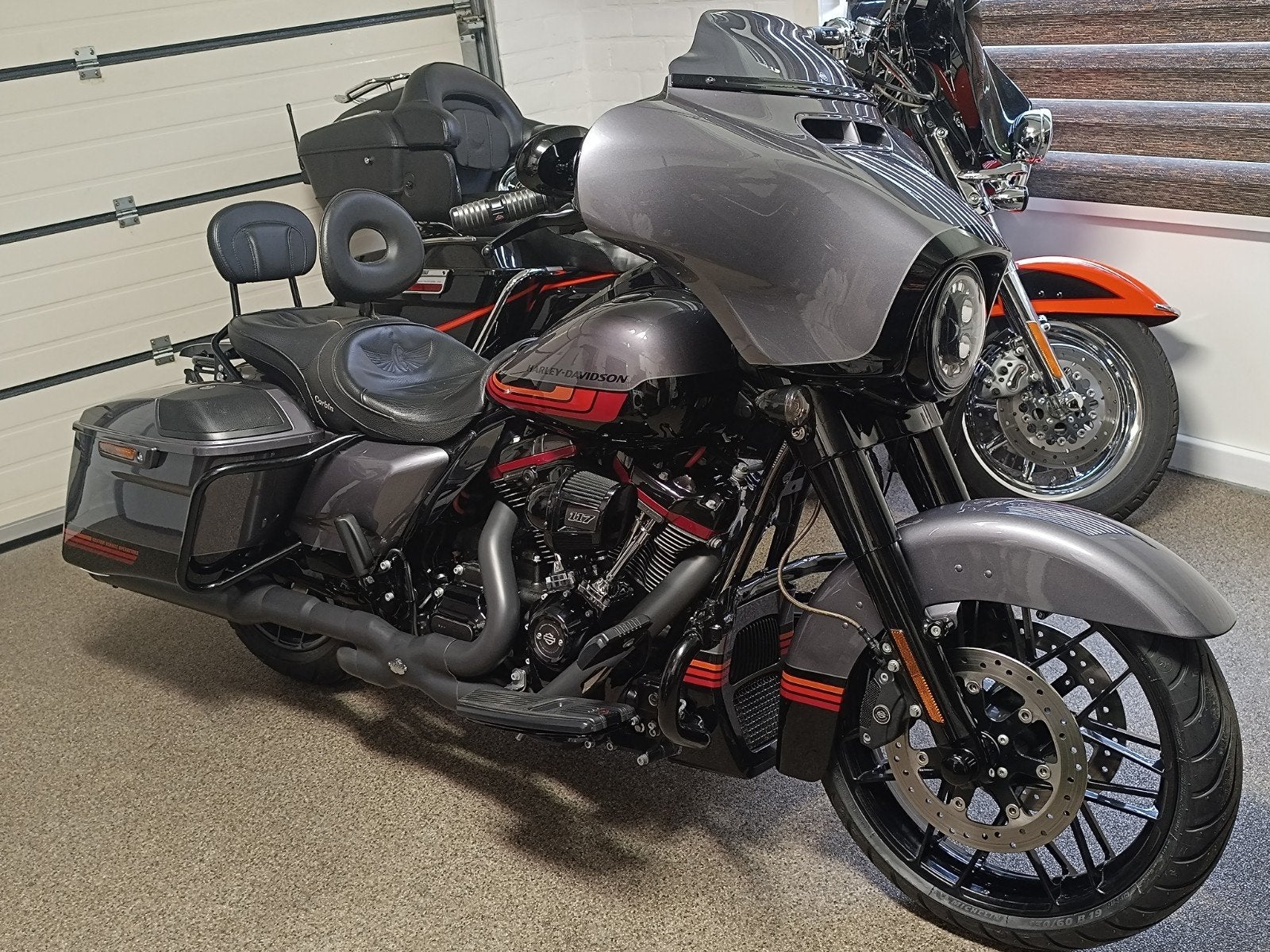 Harley Davidson Street Glide cvo ruil met DCT Goldwing kan, Motoren, Particulier