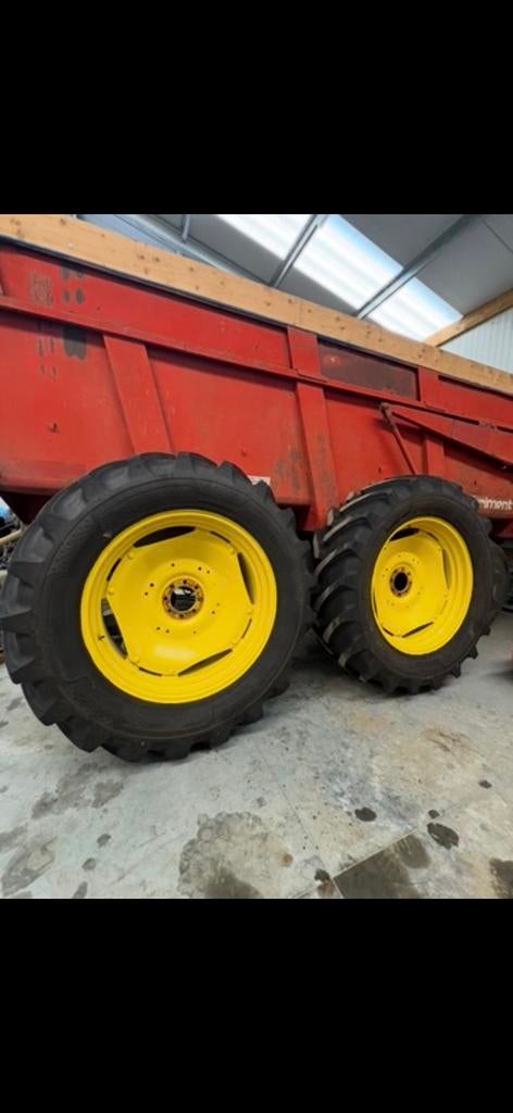 Alliance tractorbanden 540/65R38 met 8 gaats velgen, Zakelijke goederen, Ophalen