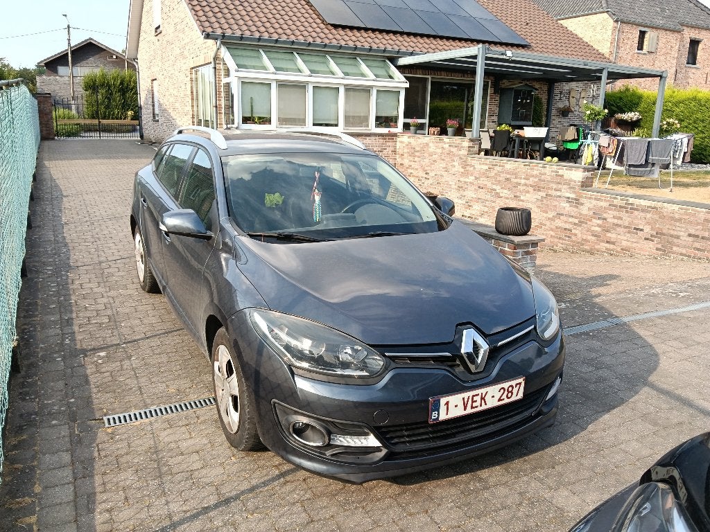 Renault Megane 1.5dCI 2015, Auto's, Voorwielaandrijving, Euro 5, Stof, Zwart