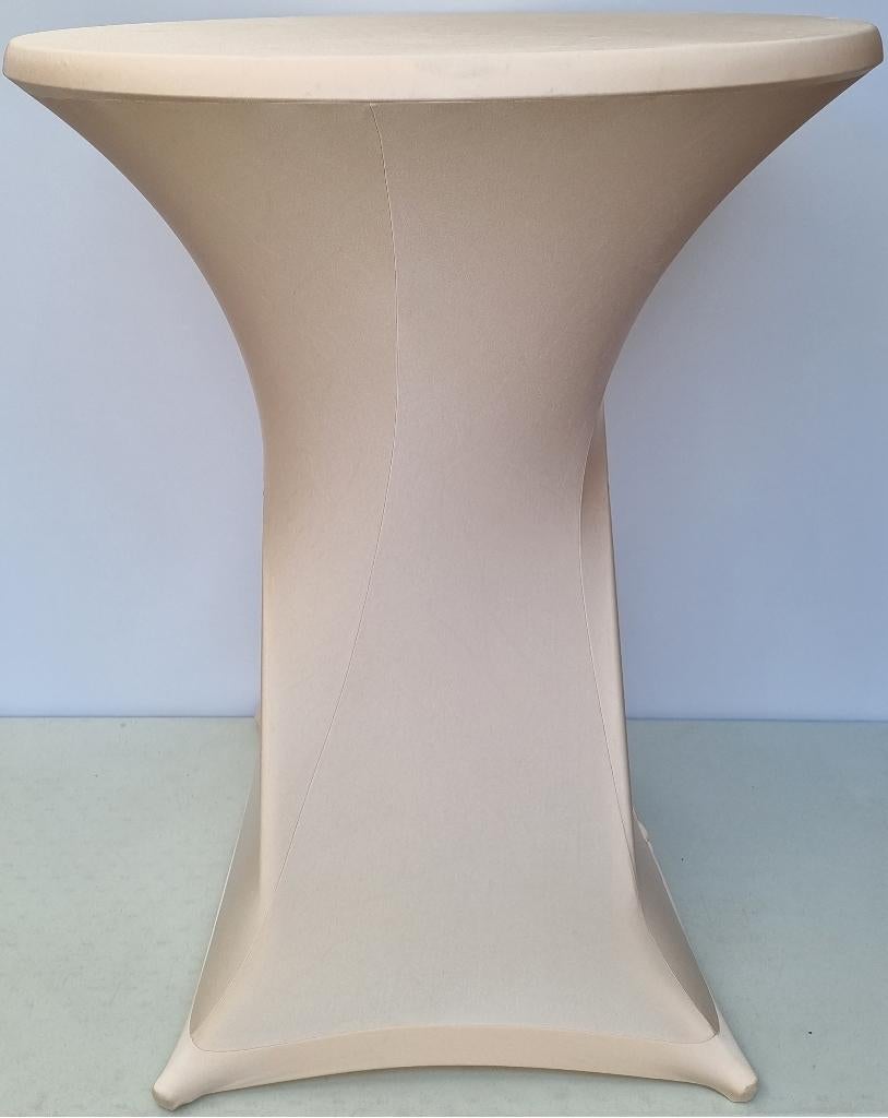 Stand Table for Rent, Ophalen