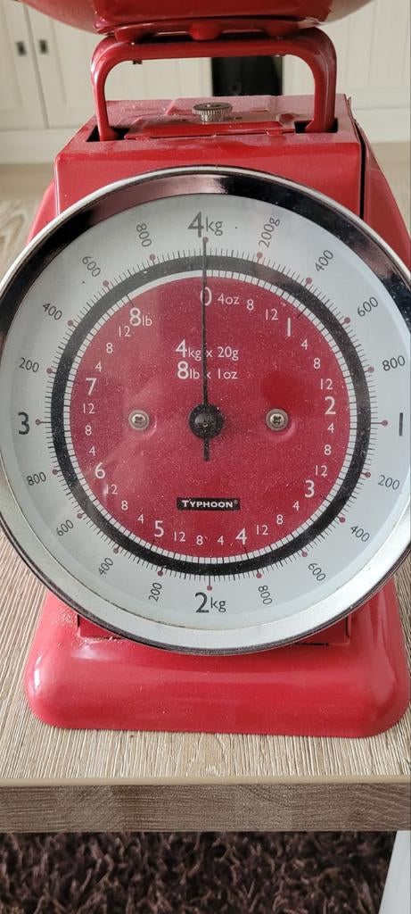 Vinted weegschaal rood, Ophalen