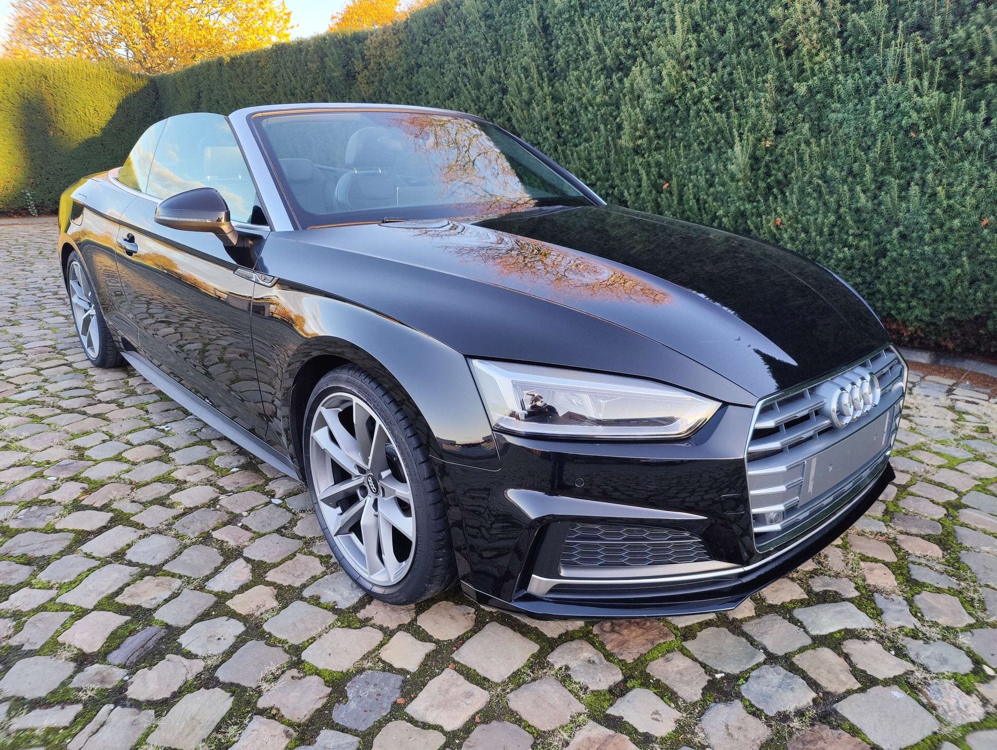 Audi A5 A5 Cabrio 40 TFSI S tronic S-line (bj 2019), Auto's, 4 zetels, 4 cilinders, Zwart, Bedrijf