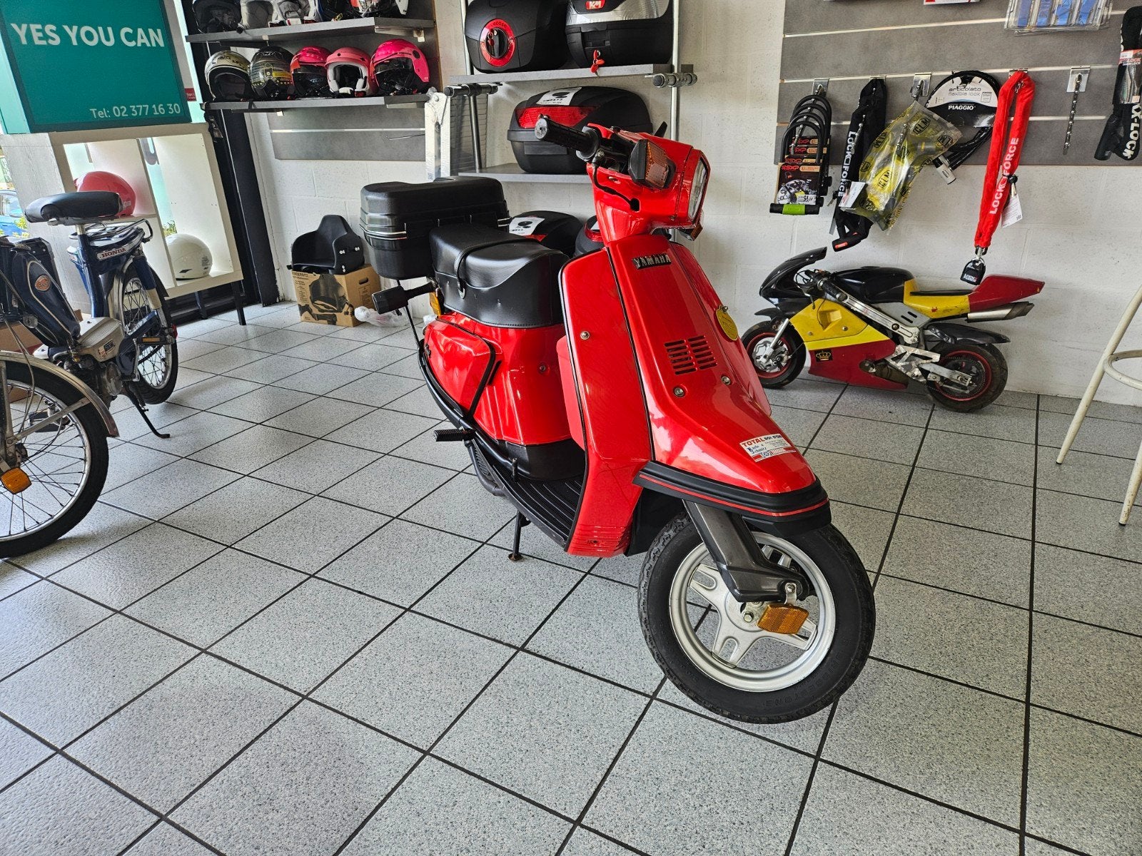 Yamaha Salient CA50