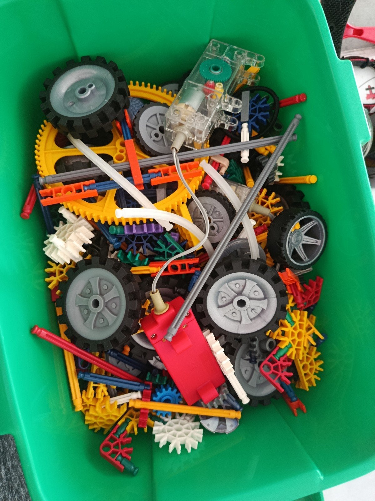 Knex, Ophalen