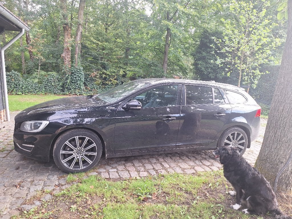 Volvo V60 D6 Hybride 4WD, Auto's, Zwart, Leder, V60, Particulier