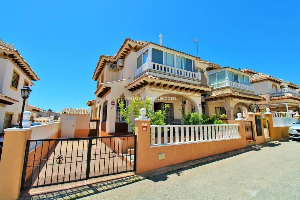 Maison à vendre, Immo, Étranger, Maison d'habitation, 2 pièces, Espagne, Ville