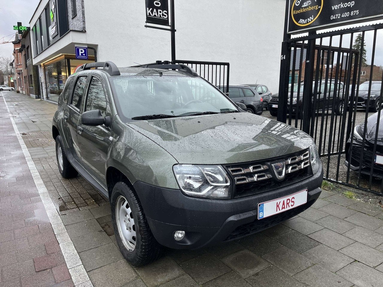 Dacia Duster Basis 4x2 (bj 2015), Auto's, Voorwielaandrijving, Euro 5, Gebruikt, 4 cilinders